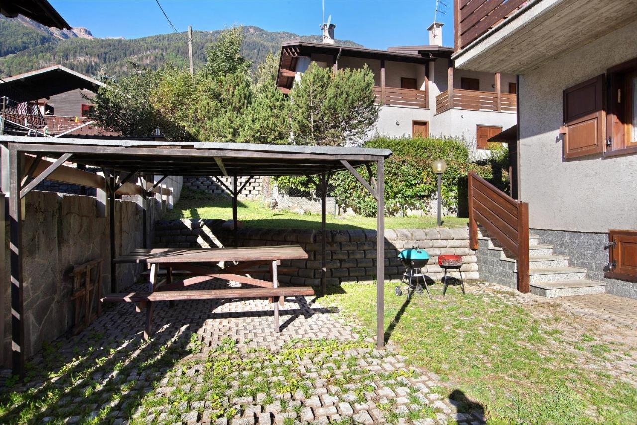 Mountain Chalet Close To Bormio Valdisotto Exterior foto