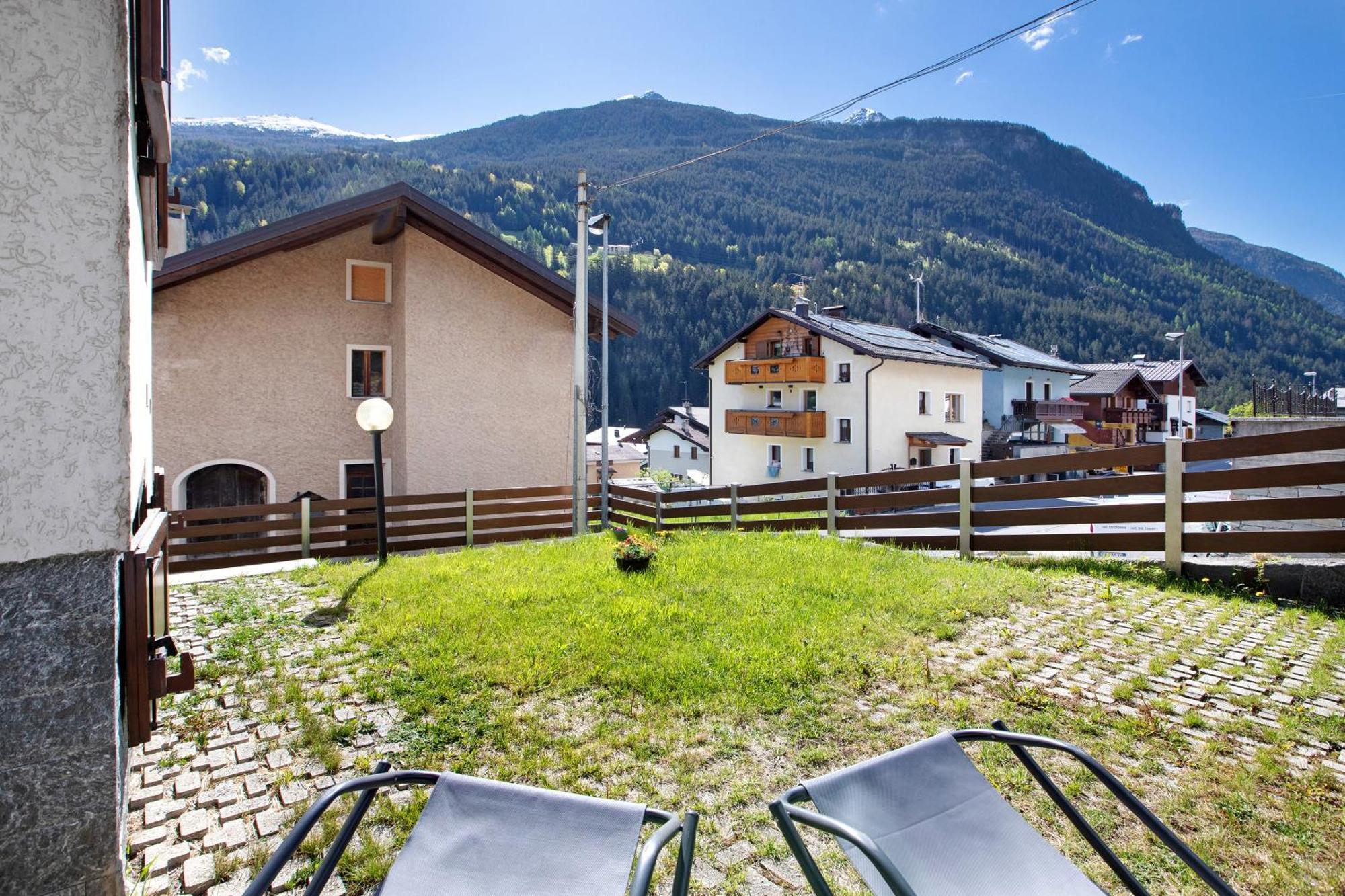 Mountain Chalet Close To Bormio Valdisotto Exterior foto